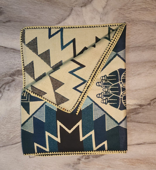 Alpaca table runner - ELAM ALPACA